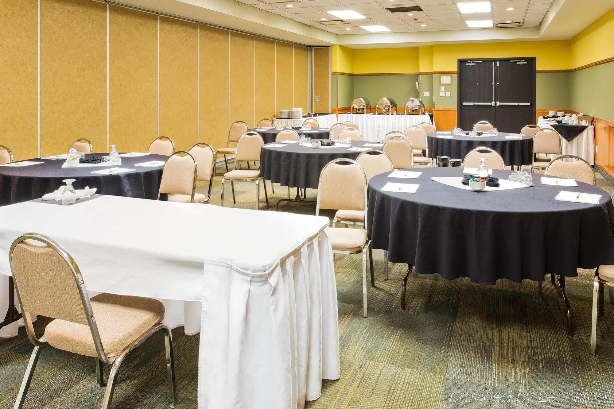 Holiday Inn & Suites Grande Prairie By Ihg Kültér fotó